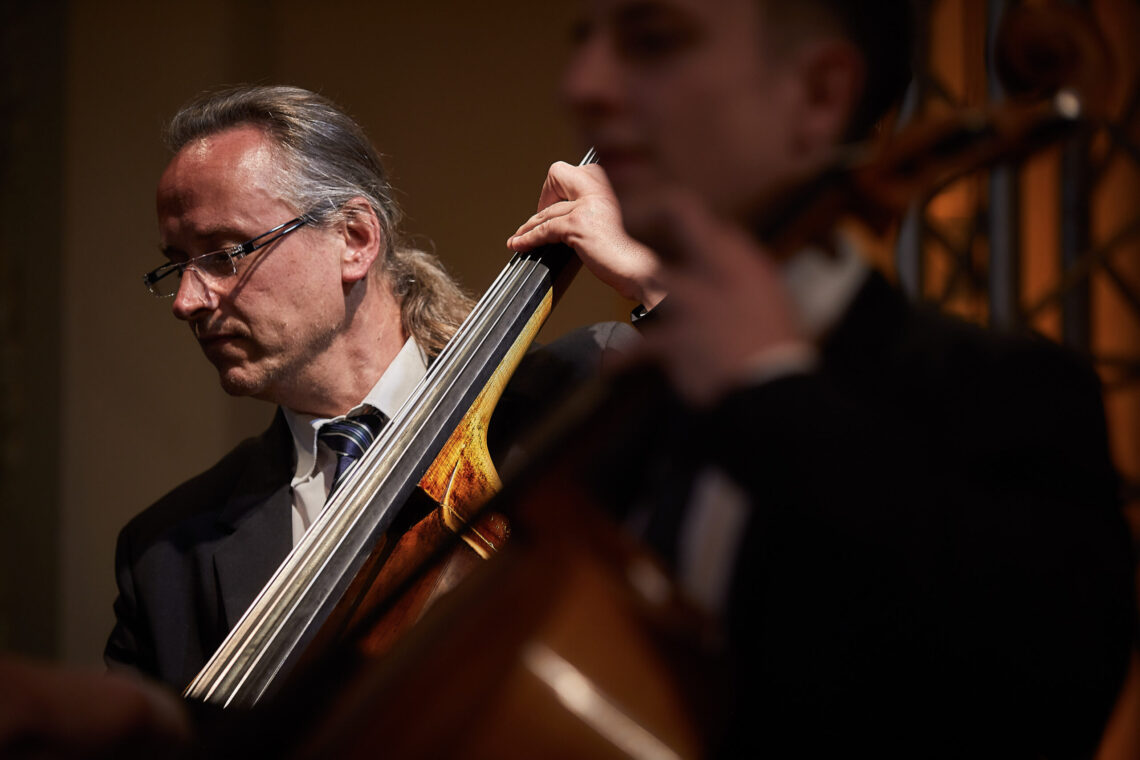 Laszlo Magyar - Double Bass